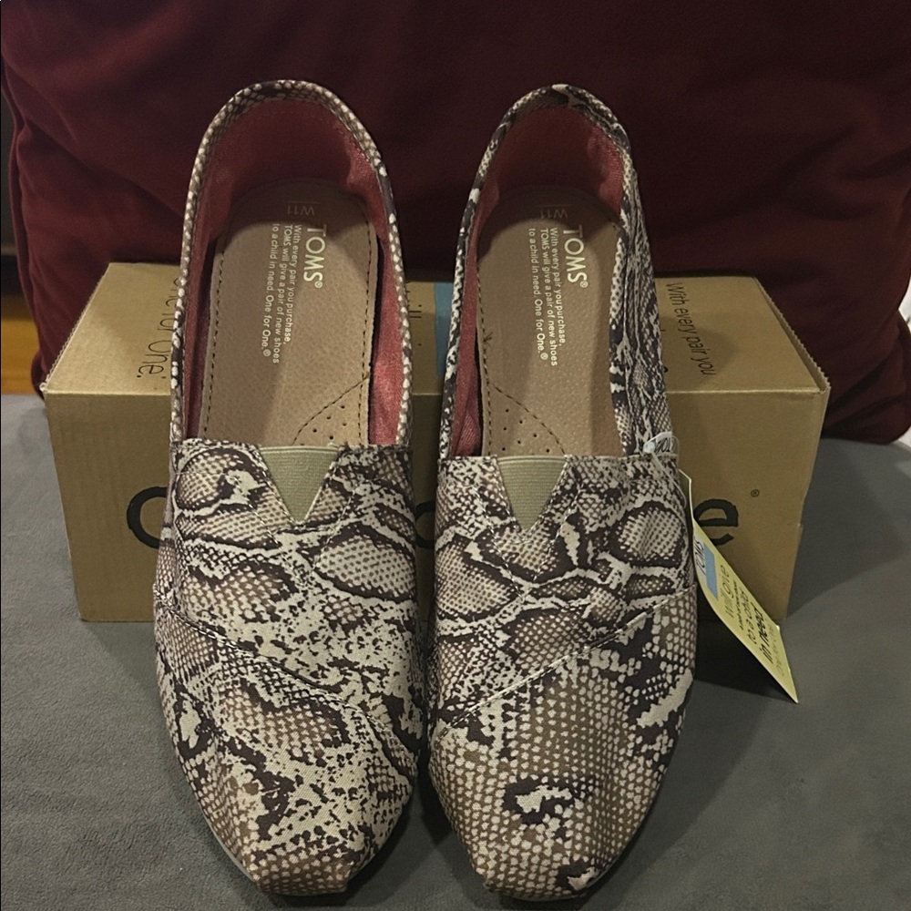 Toms Women’s Snake-Print Slip-On Flats in Brown and Beige